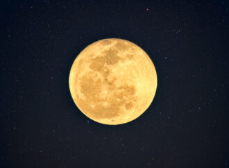 Maior superlua do ano ilumina o Brasil nesta quarta-feira (5)
