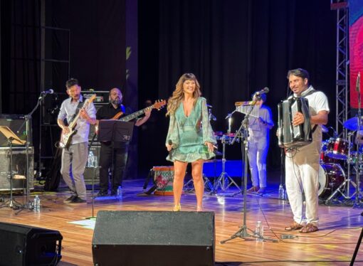 Mayana Neiva estreia em João Pessoa show gratuito que une forró, tango e poesia nordestina