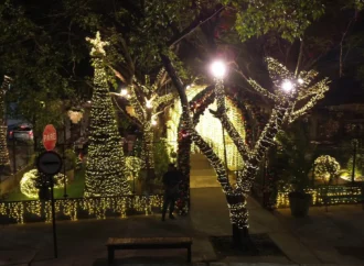 NATAL DE CINEMA: Reserve Garden surpreende com decoração que conta com 42 mil luzes em João Pessoa