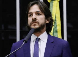 Pedro Cunha Lima anuncia que não disputará eleições de 2026 e confirma foco em mestrado