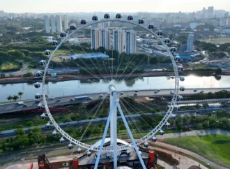RODA RICO: Maior roda-gigante da América Latina em São Paulo oferece experiência de luxo com karaokê e vista panorâmica