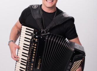 Fabiano Guimarães celebra 10 anos de carreira com gravação de DVD em Campina Grande