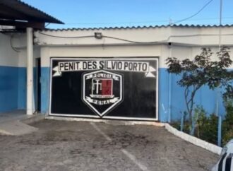 Dentista é presa suspeita de levar celular e drogas para detentos do Sílvio Porto, em João Pessoa