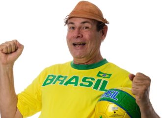 Zé Lezin chega ao Teatro Severino Cabral com novo espetáculo dias 15 e 16 de maio