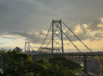A Ilha da Magia: Roteiro por Florianópolis (SC) une patrimônio açoriano, praias calmas e o “Caribe Brasileiro”