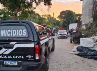 "Tragédia em João Pessoa: Vídeo Revela Ataque Fatal que Matou Dois Adolescentes e Deixou Três Feridos"