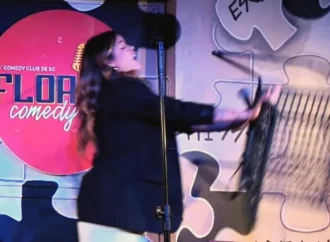Linha do Tempo: Entenda o caso da cadeirada contra a comediante Fernanda Arantes e os novos desdobramentos