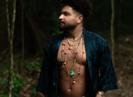 Jornalista Mateus Silomar estreia na música com o show ‘Amor de Verão’ no Festival KantoKa em João Pessoa
