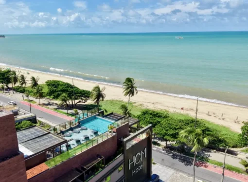 Oportunidade na orla: HCM Hotel abre vagas de emprego com benefícios exclusivos em João Pessoa