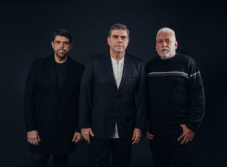 Kim, da Banda Catedral, leva sucessos e nostalgia ao Seis e Meia em João Pessoa