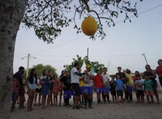 Milagre Sertão entrega campo de futebol e celebra Mês das Crianças em Algodão de Jandaíra